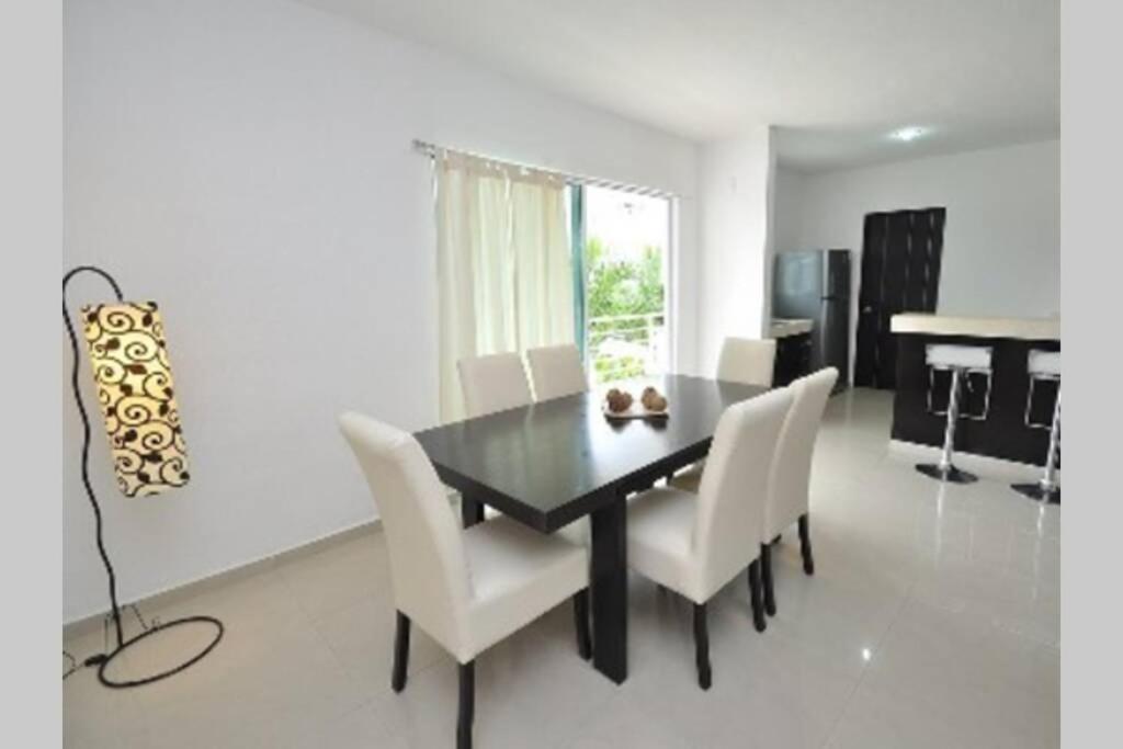 Poolside Tranquil Apartment In Playa Del Carmen Extérieur photo