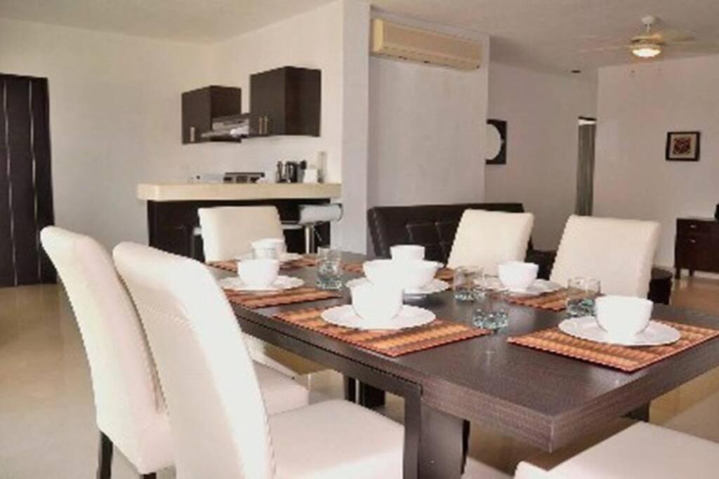 Poolside Tranquil Apartment In Playa Del Carmen Extérieur photo