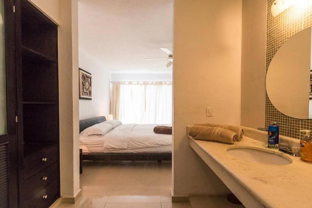 Poolside Tranquil Apartment In Playa Del Carmen Extérieur photo